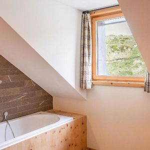 Hotel Romantik Hotel Muottas Muragl cazare Samedan