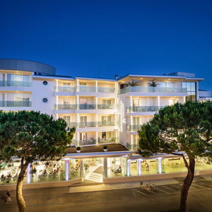 Hotel International Beach cazare Caorle