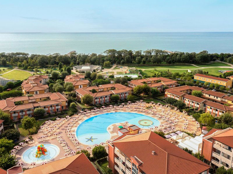 Hotel Villaggio Ai Pini Lido Altanea
