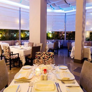 Hotel Crowne Plaza Lima cazare Miraflores