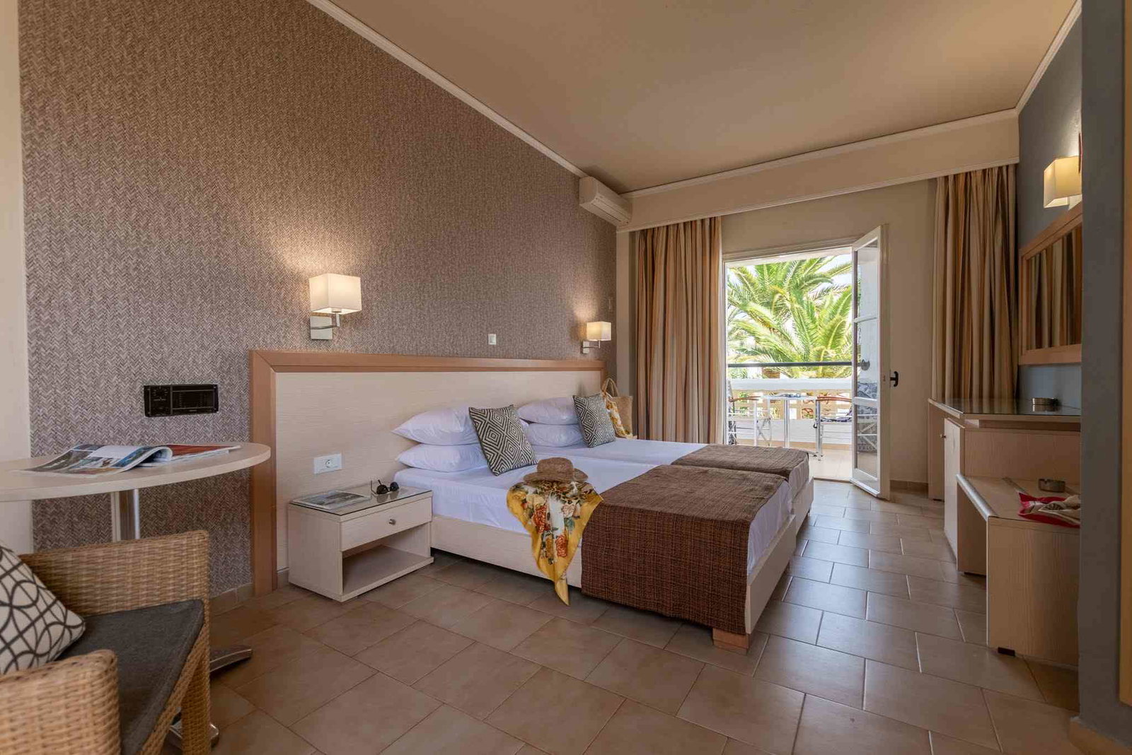 dal travel Dedalos Hotel