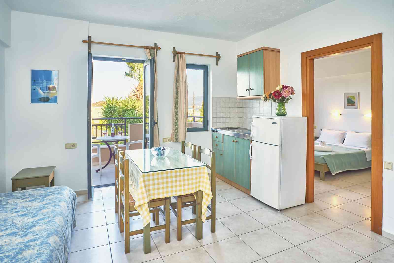 dal travel Dionysos Apartments