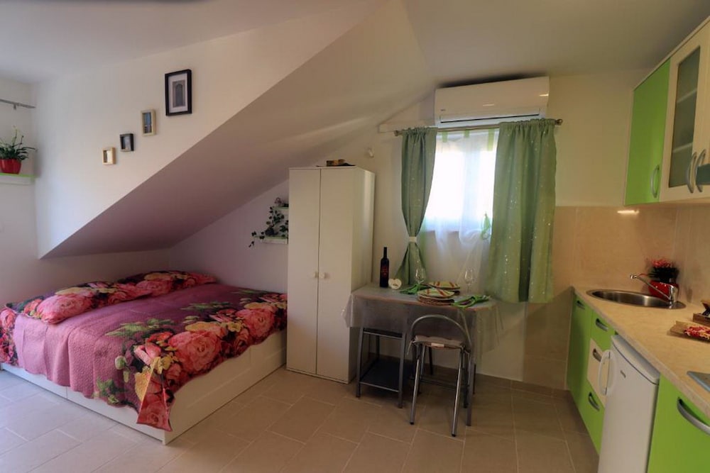 Apartments Clementina Sunrise
