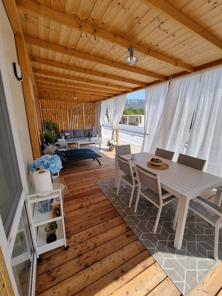 Hotel Blue Charm Mobile Home