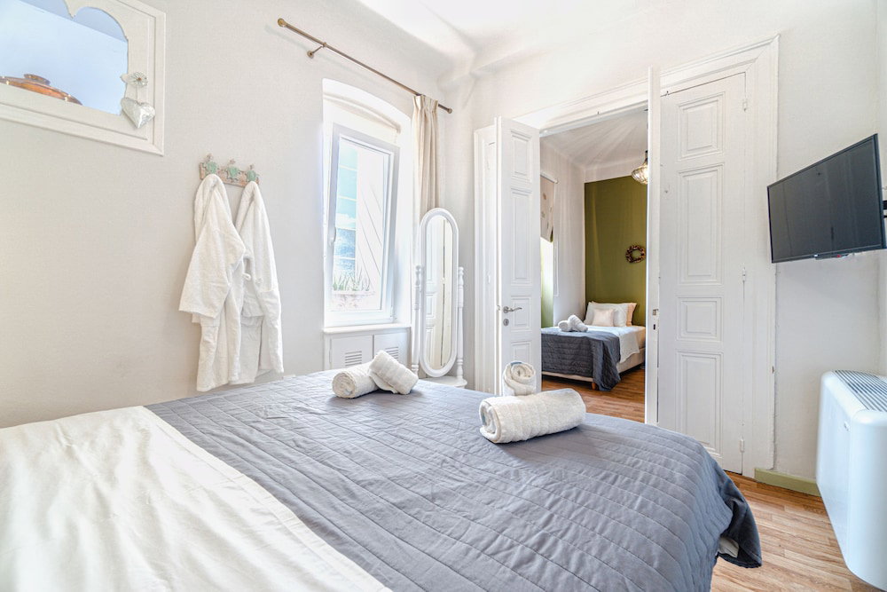 Hotel Castel Abaso Boutique Apartments By Explore Andros