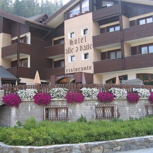 Hotel Alle Tre Baite cazare Santa Caterina Albanese