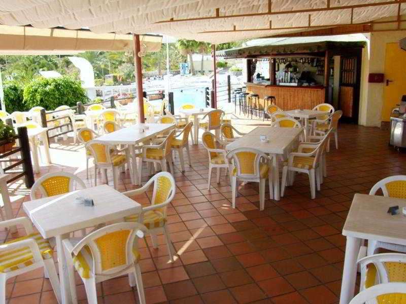 Folias Aparthotel