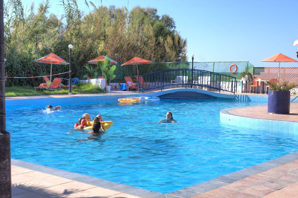 Hotel Trefon Hotel Apartments And Suites