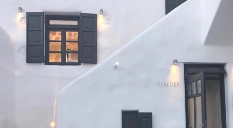 Mycocoon Hostel