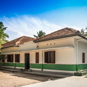 Hotel Hostel First Mirissa Beach cazare Mirissa city