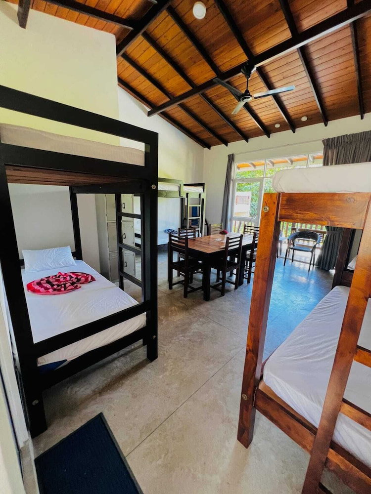 Hotel Chill Bay Weligama