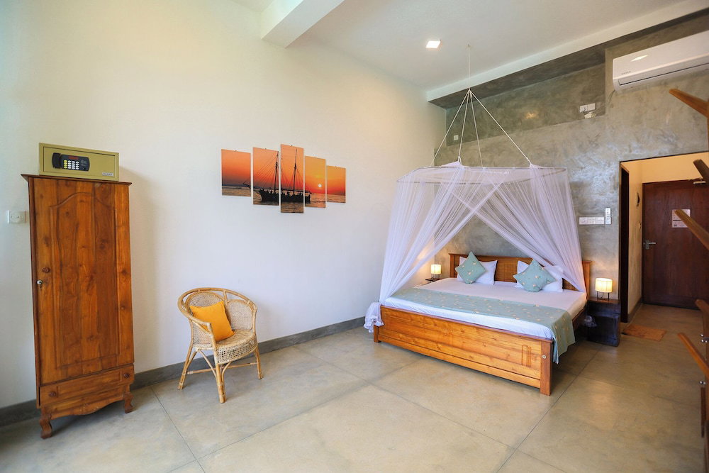 Chill Bay Weligama