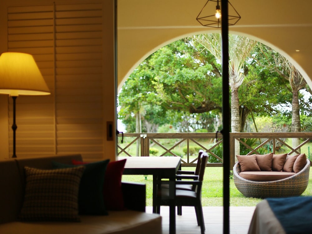 Hotel Nikko Alivila
