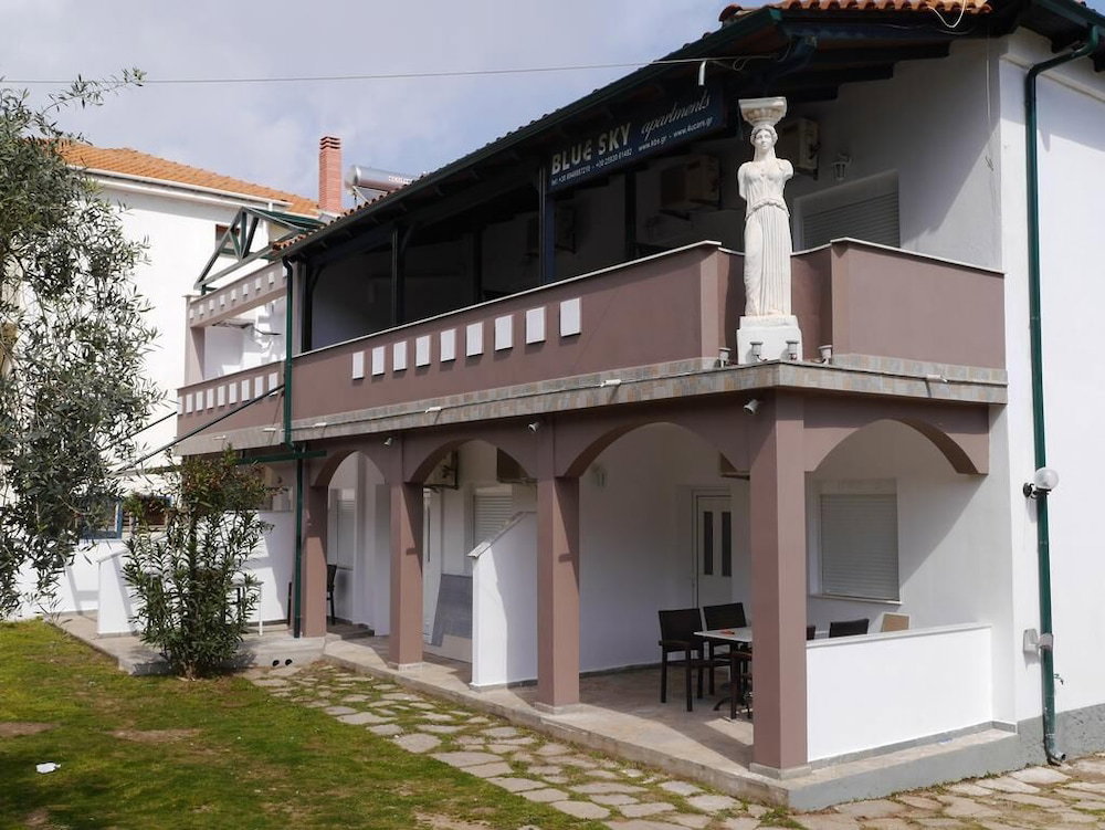 Hotel Blue Sky Villas
