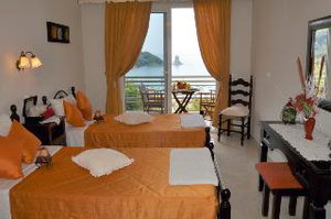 Hotel Mazis Apartments cazare Agios Gordios