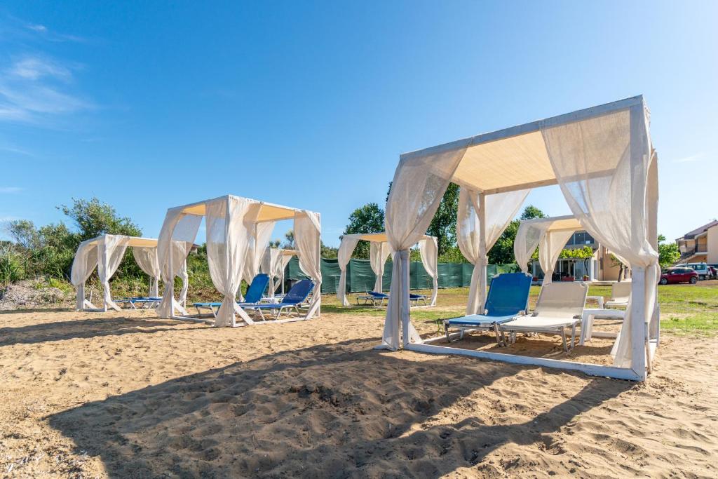 Sandy Beach Studios
