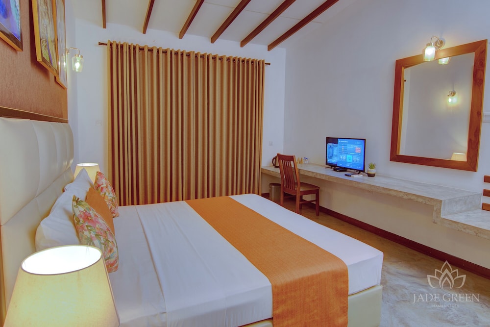 Hotel Jade Green Hambantota