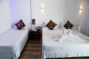 Hotel Dinuda Resort cazare Sri Lanka