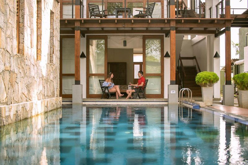 Hotel Elephant Trail