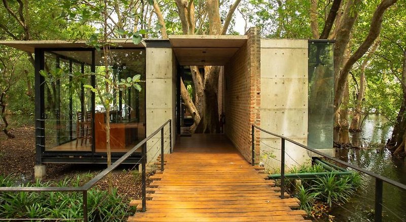 Kalundewa Retreat
