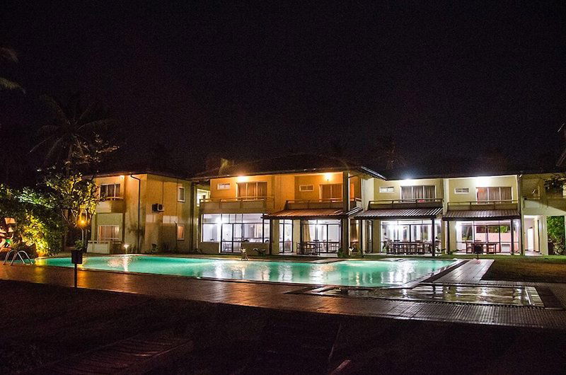 Hotel Sanmali Beach Hotel