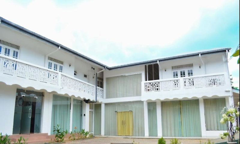 Hotel The Empyrean Hotel