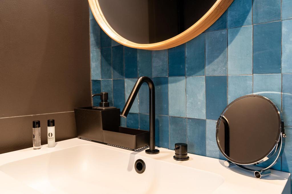 Hotel Welldone Quality - Crystal Pool