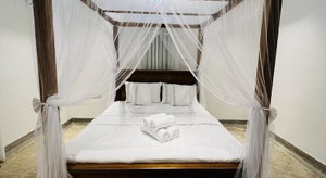 Hotel Ceylon Kingsmen Garden cazare Negombo