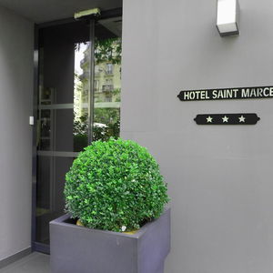 Hotel Hôtel Saint-Marcel Paris cazare Paris