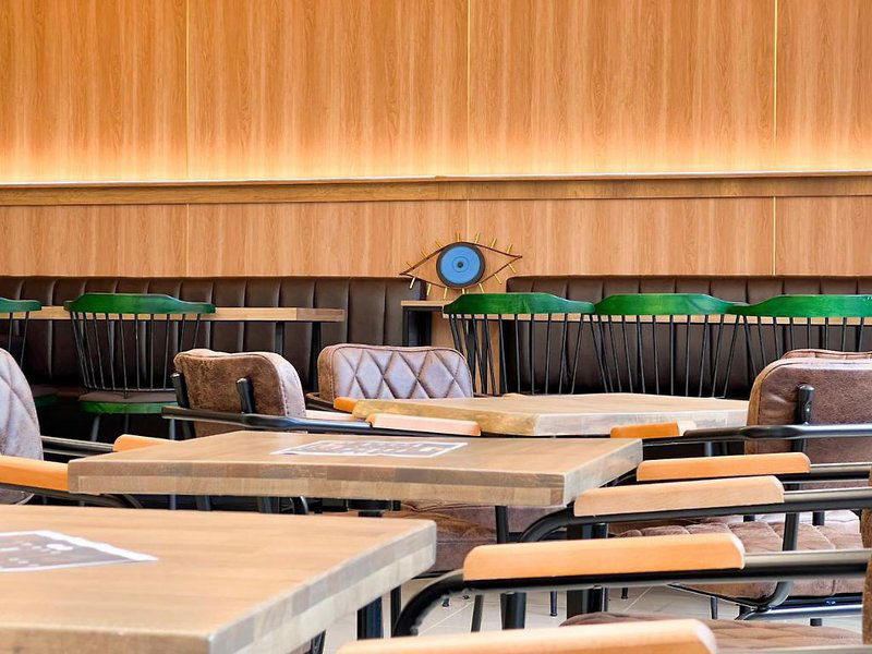 Hotel Jata Crown Hotel