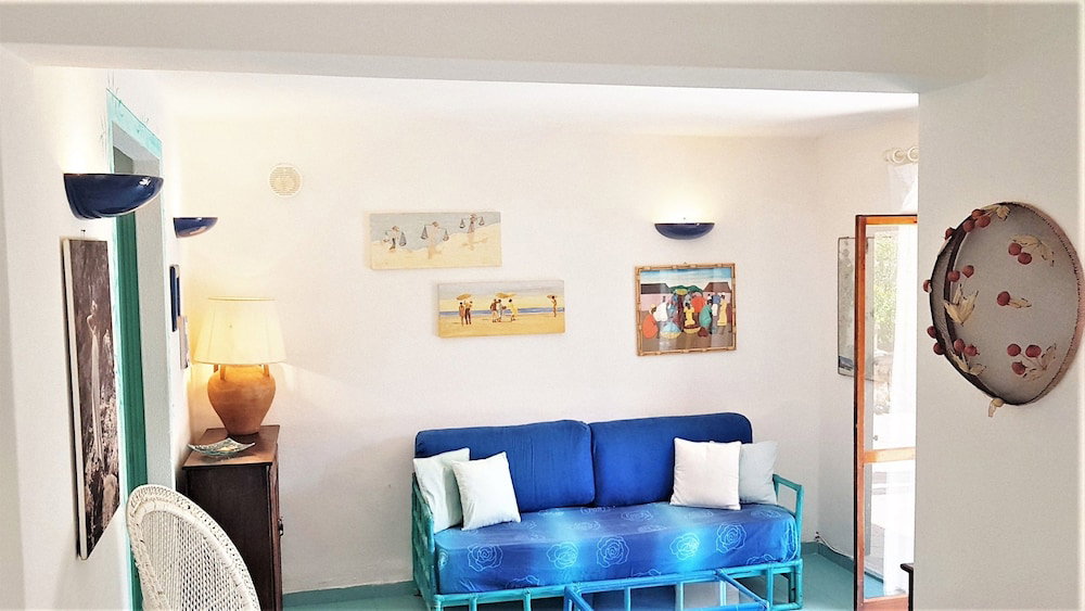 Hotel Baia De Bahas Apartments And Resort