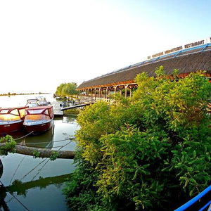 Hotel Sunrise cazare Crisan