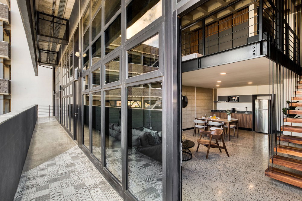 Hotel Downtown Loft By Uliv