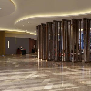 Hotel Novotel New Delhi Aerocity cazare Delhi