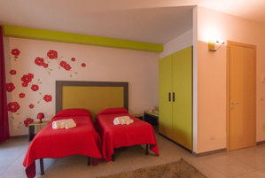 Hotel Delta Rooms cazare Olbia
