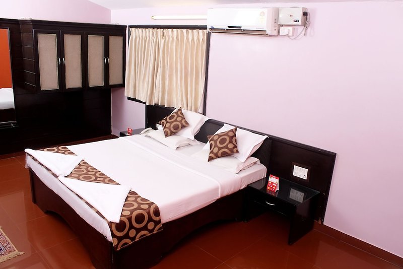 Hotel Suhashini Palace