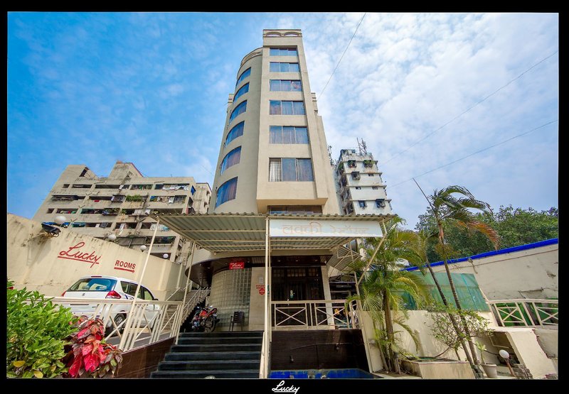 Hotel Lucky Hotel Goregaon