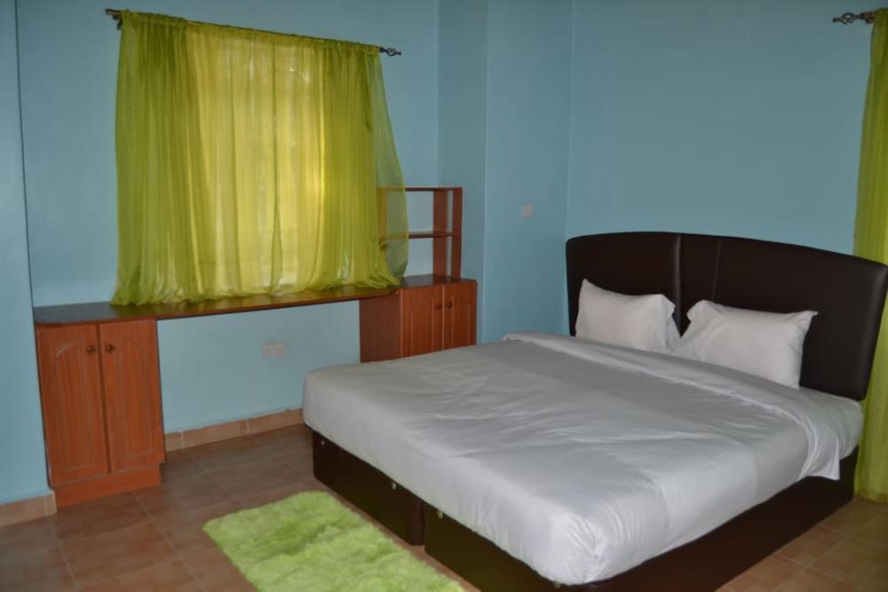 Hotel Intelbliss Resorts