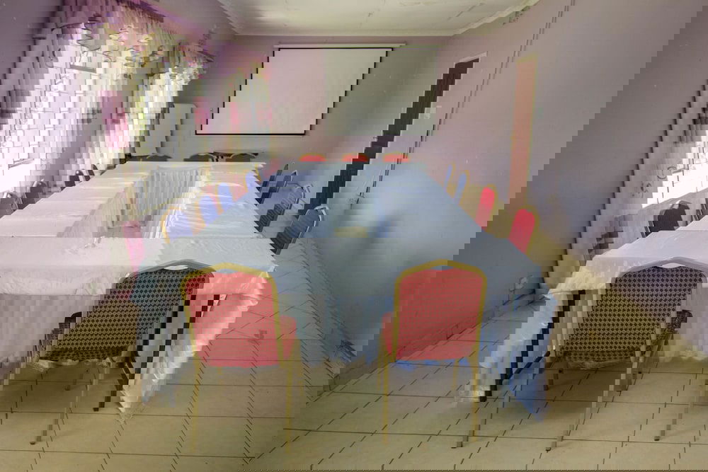 Hotel Parkview Safari Hotel And Apartments