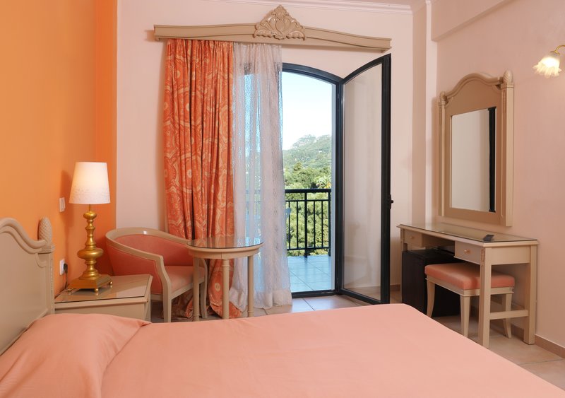 Paleokastritsa Palace Resort & Spa
