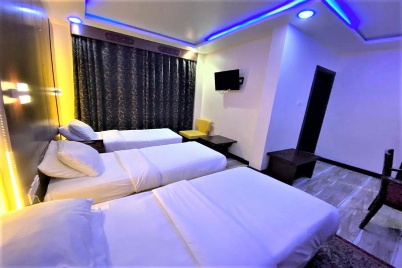 Shh Hotel