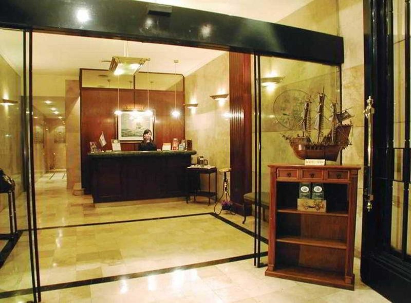 Hotel Mayflower Suites