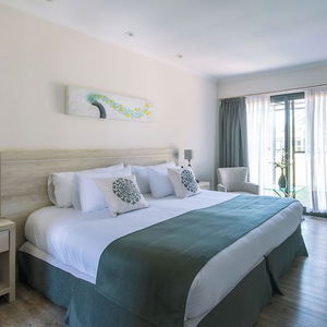 Hotel Camberland Resort & Suites Pilar cazare Pilar