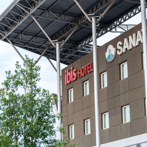 Hotel Ibis Pilar cazare Pilar