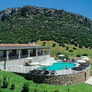 Hotel Nioleo - Rural Tourism cazare Siniscola