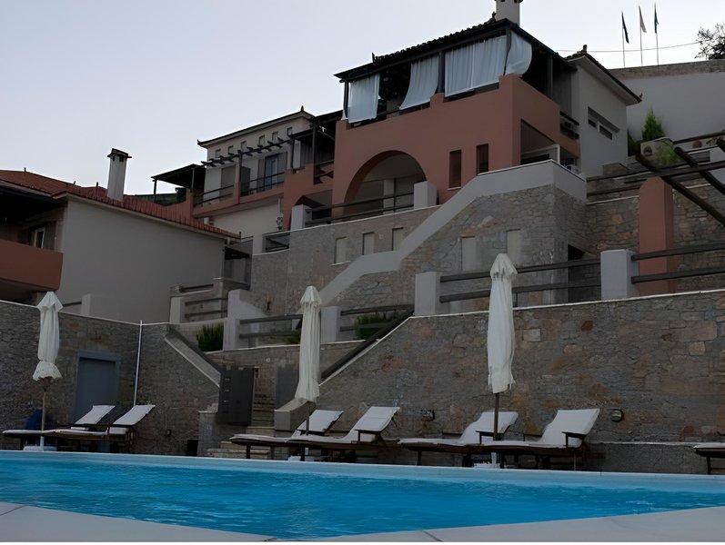Apelon Tiritas Villas