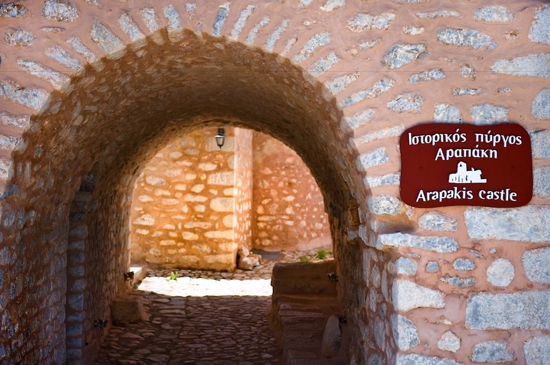 Arapakis Historic Castle