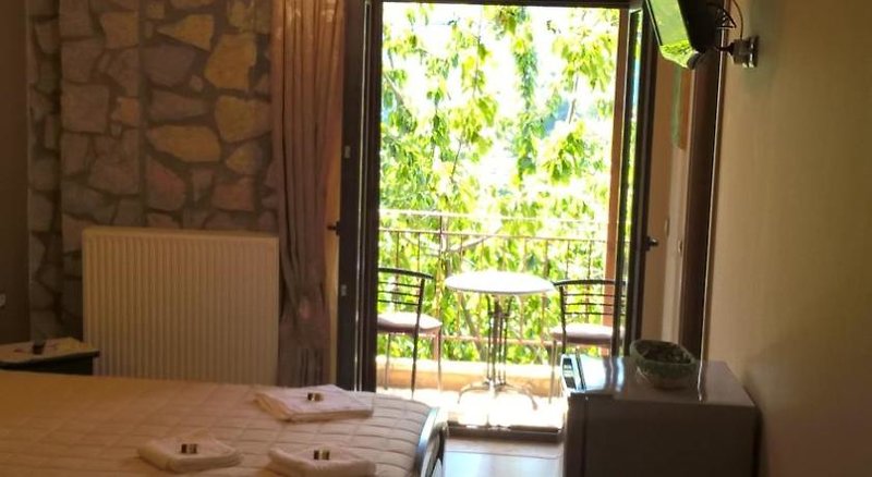 Hotel Kastania Guesthouse