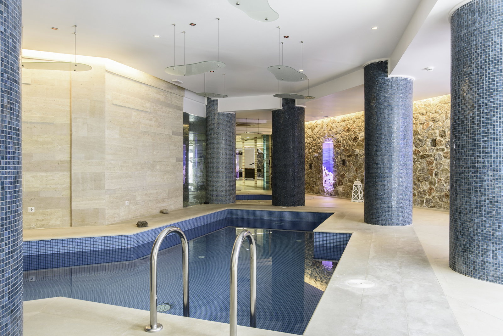 La Mer Deluxe Hotel Spa Resort