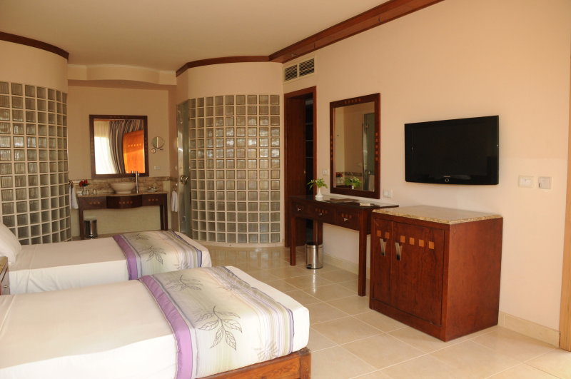 dal travel Shams Prestige Abu Soma